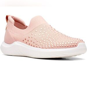 Clark Cloud-steppers Nova Grove Women size 9 Studded Lifestyle Sneakers